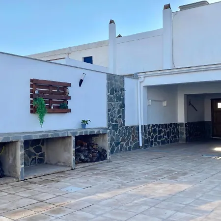 Cal Music Guest house *