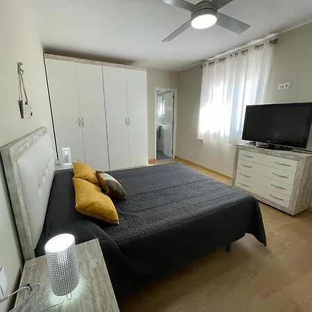 Cal Music Guest house *